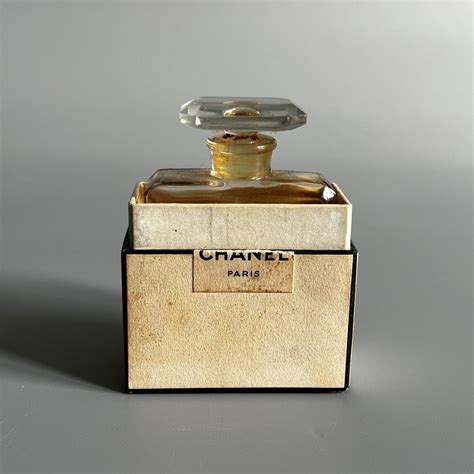 vintage chanel no5 extrait bottle